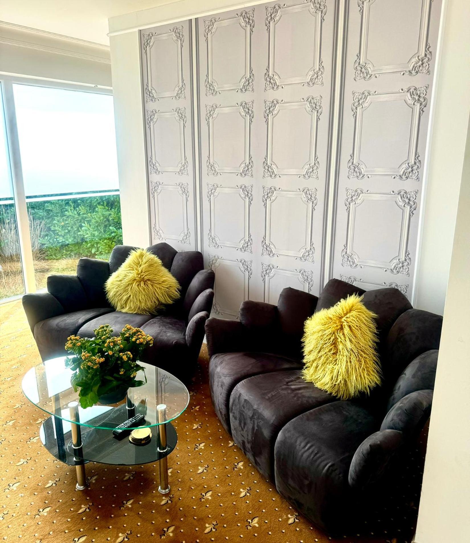 Tiffany'S Ferienapartments Sind Alles, Ausser... Gewoehnlich!!! ティメンドルファー・シュトラント エクステリア 写真